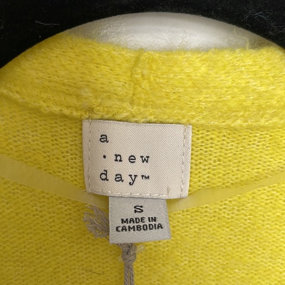 Block Striped Sweater Cartigan - Picture 2 of 5